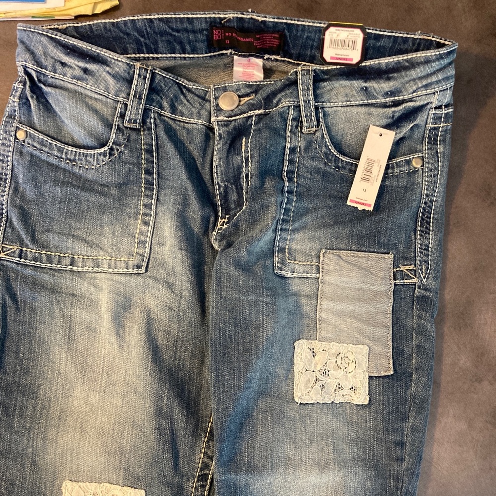 NOBO ( No Boundaries) capris